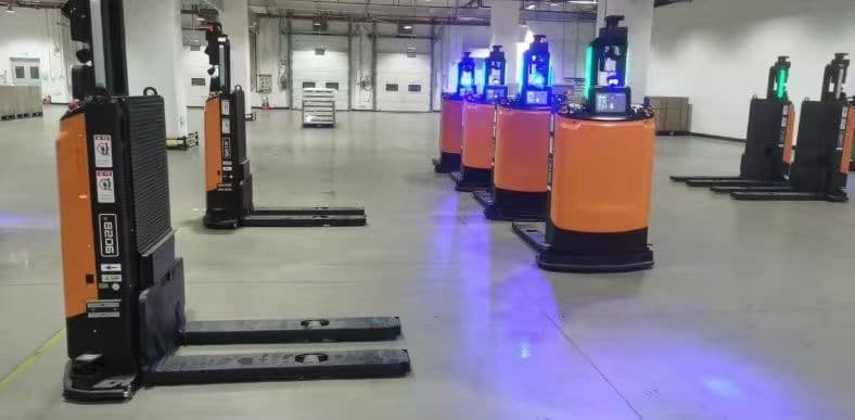 案例 锂电企业 AMR 自动化 搬运 图片